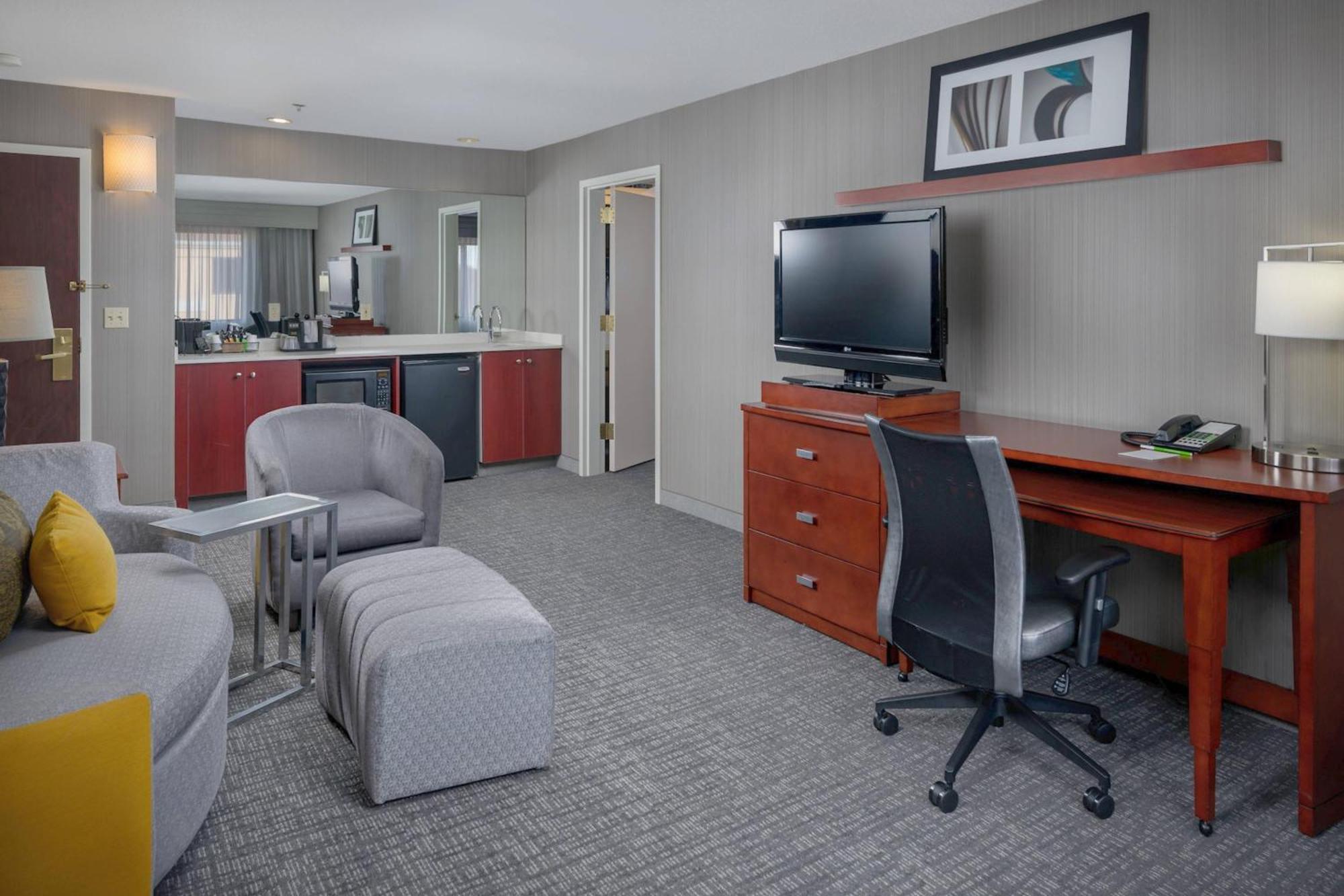 Courtyard By Marriott New Haven Orange Otel Dış mekan fotoğraf